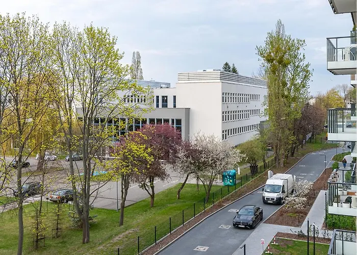 Rentplanet - Jagiellonska Apartman Varsó