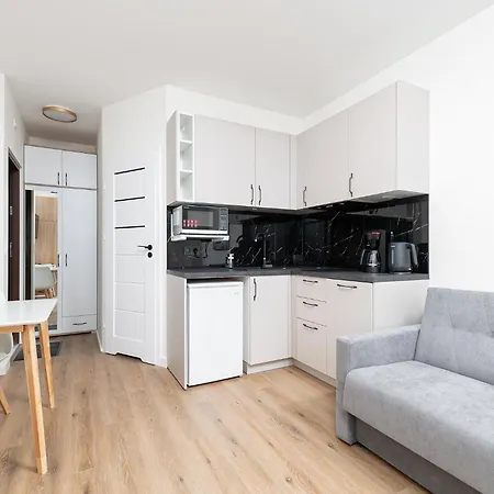 Lägenhet Rentplanet - Jagiellonska Warszawa